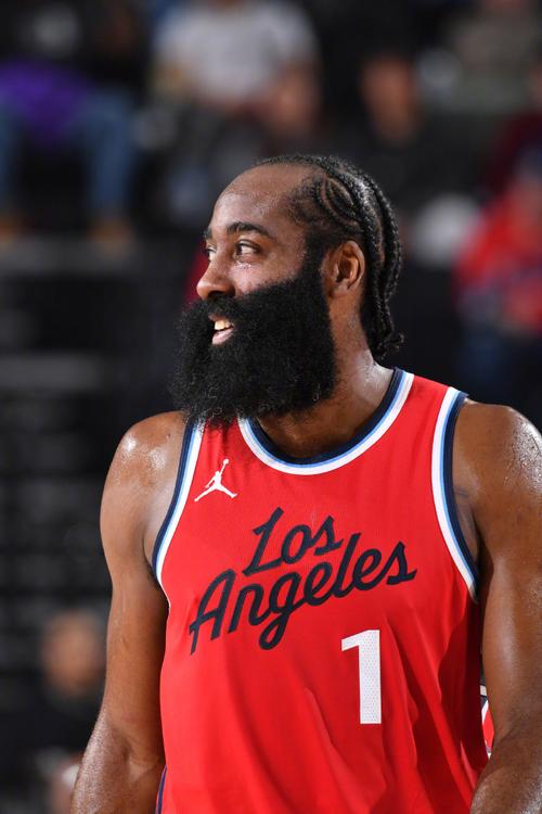 CBA杯战报：胡金秋&朱俊龙回归得分上双，广厦106-102山东（CBA杯赛战报：胡金秋、朱俊龙复出齐上双，广厦106-102力克山东）