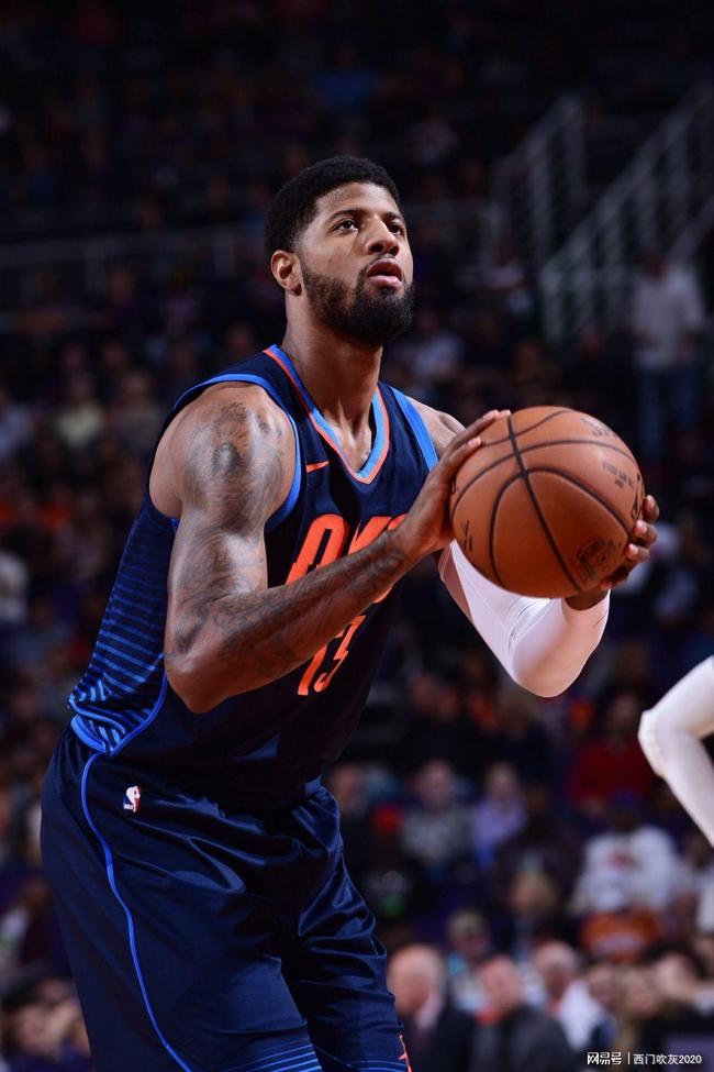 梅西印度行引热潮，球衣热卖、为梅西在地上作画、树立纪念碑（梅西造访印度掀狂热：球衣热销、地画致敬、纪念碑树立）