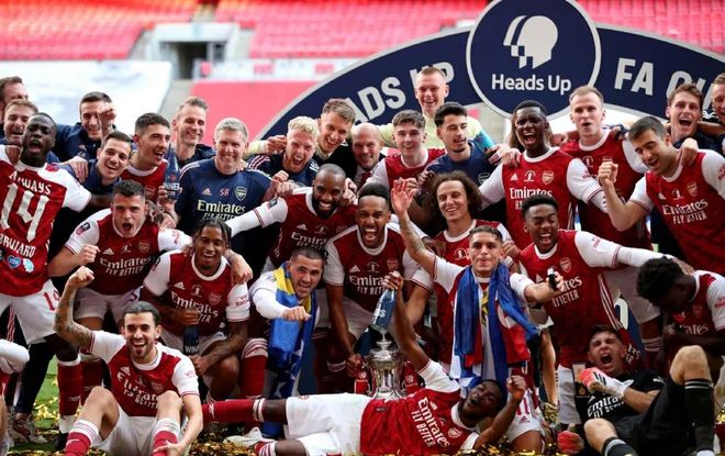 TA：阿隆索帅位暂时安全，输曼城不会让他立刻从皇马下课（TA：阿隆索帅位暂无大碍，哪怕输给曼城也不会立即被皇马解雇）