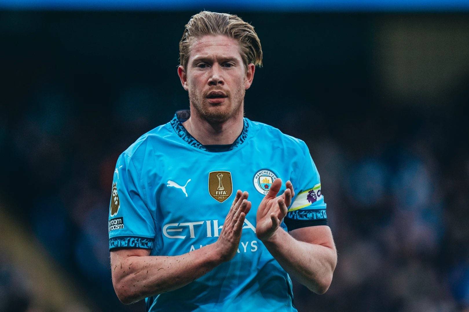 西甲豪门爆冷输球，全队状态遭媒体质疑（西甲劲旅意外失利，媒体质疑球队整体状态）