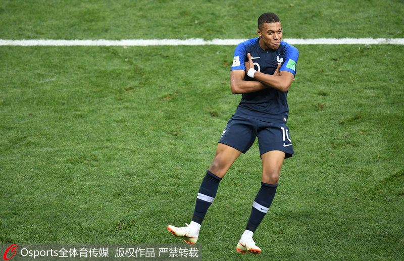 无声赛场超热血！聋人篮球开赛，这些操作太圈粉（静默赛场燃爆全场！听障篮球揭幕，这些高能操作太吸粉）