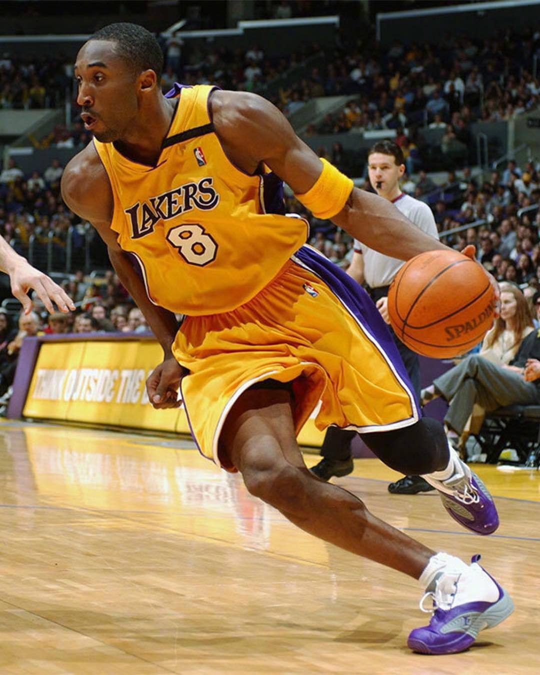 韩足晚报（2025.11.25）FC首尔夺取亚冠客场首胜（韩国足坛晚报（2025-11-25）：FC首尔斩获亚冠客场首胜）